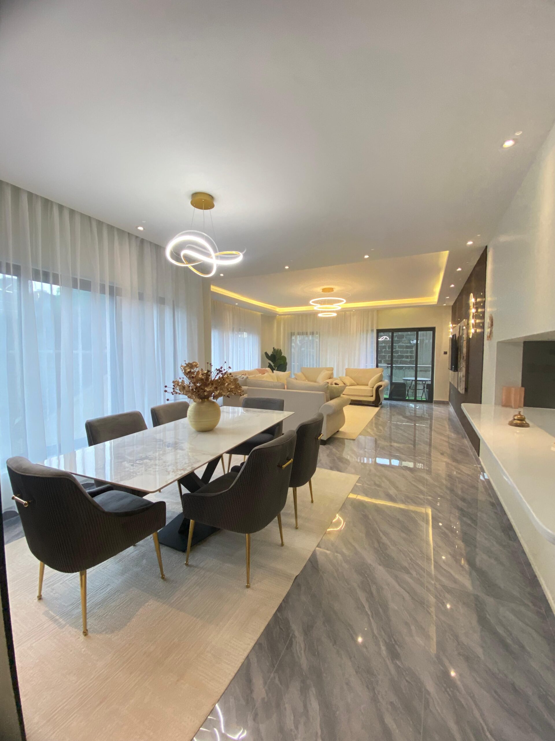 speak to a real estate expert